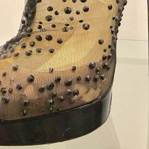 Jimmy Choo additional Photos - Picture 2 of 8